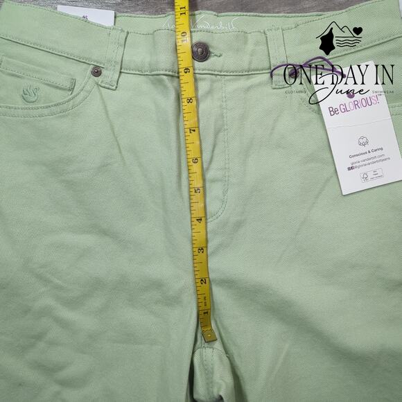 Gloria Vanderbilt Bermuda Denim Shorts Size 4 - Picture 4 of 7